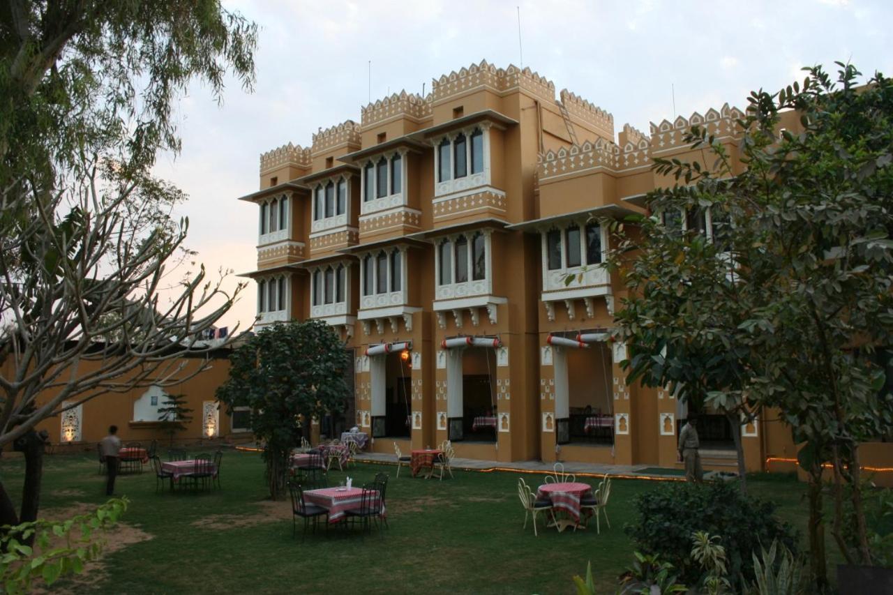 Pratap Palace Chittorgarh Exteriör bild